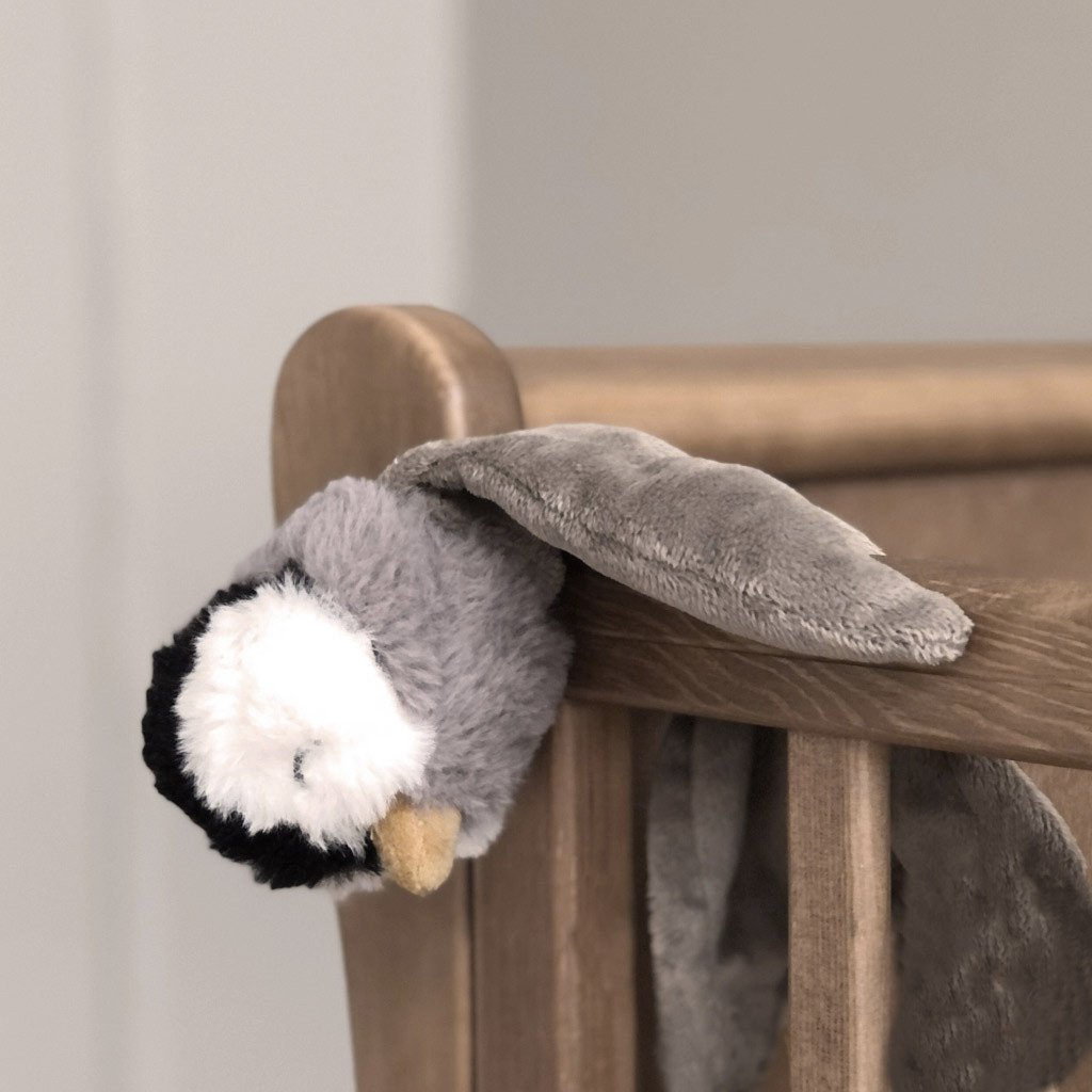 Auch bekannt als Kuschelstoff-Pinguin
