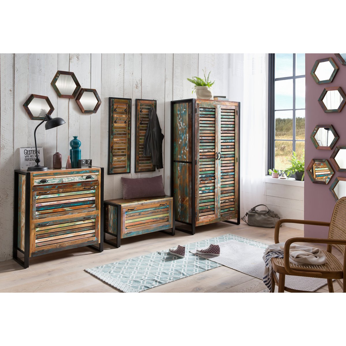 Garderobenschrank