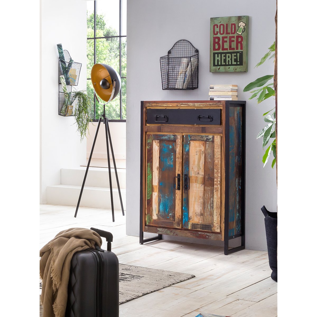 Highboard