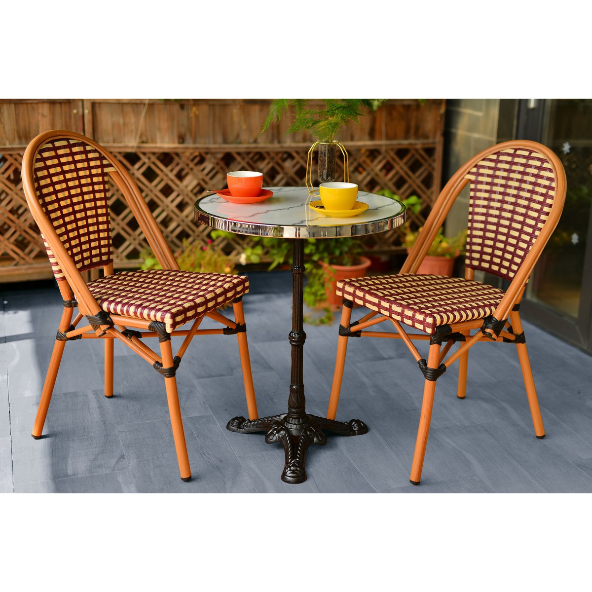 Tisch, 57 cm rund