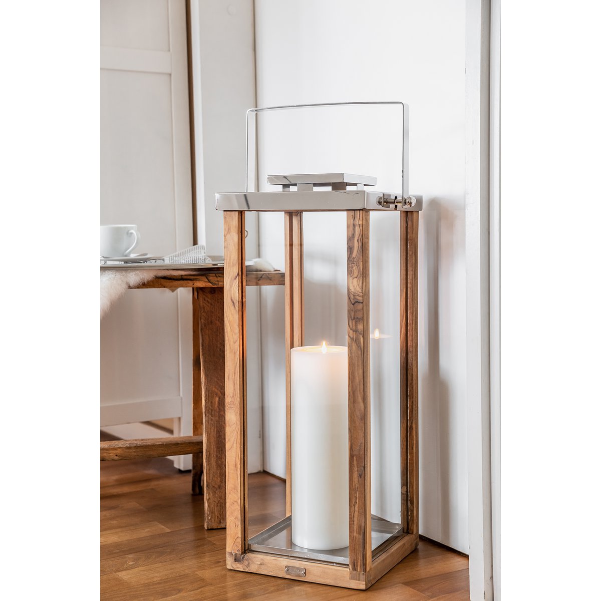 EDZARD Laterne Windlicht Miami mit klappbarem Griff, Holz und Edelstahl glänzend vernickelt, Höhe 70 cm
