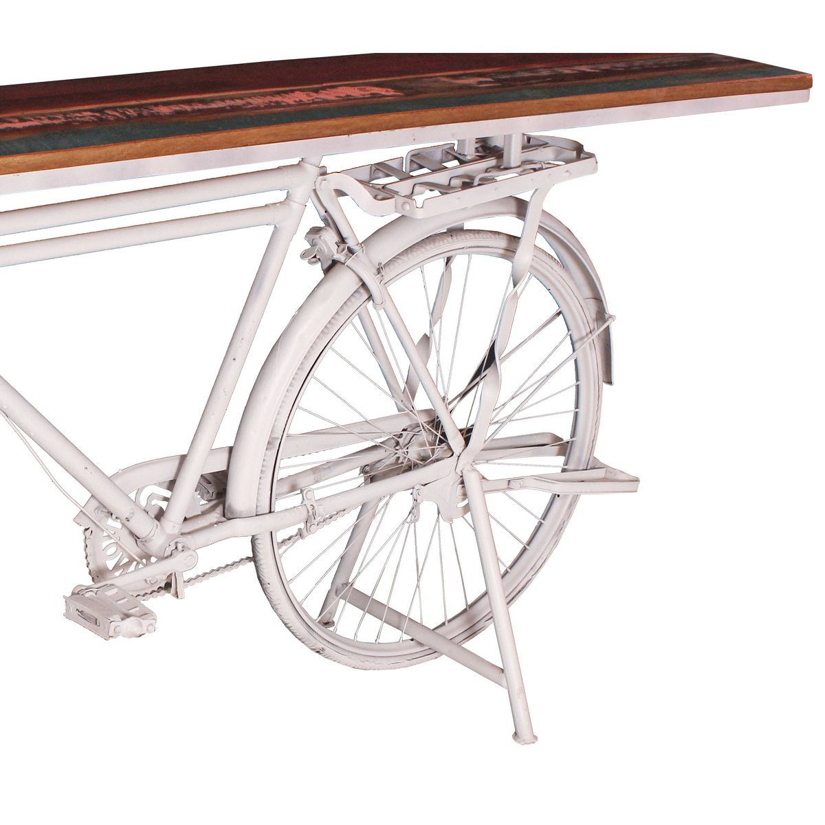 Stehtisch aus recyceltem Fahrrad