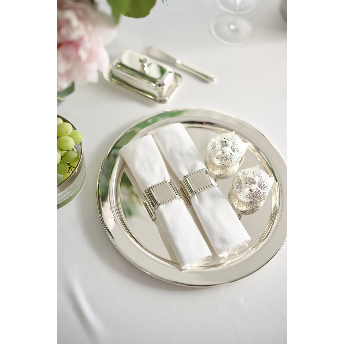 EDZARD 4er Set Serviettenringe Faden, oval, edel versilbert, Länge 5 cm