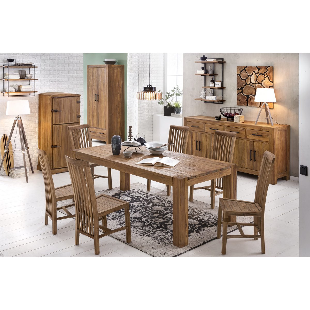 Garderobenschrank