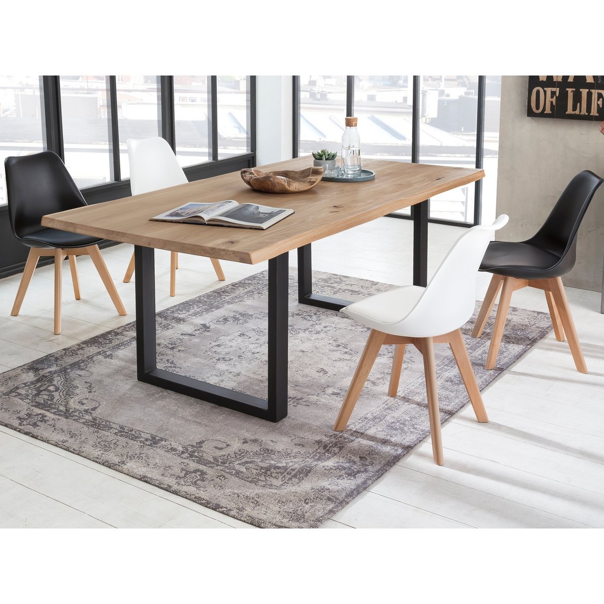 Tisch 180x90 cm, Wildeiche, schwarzes Gestell