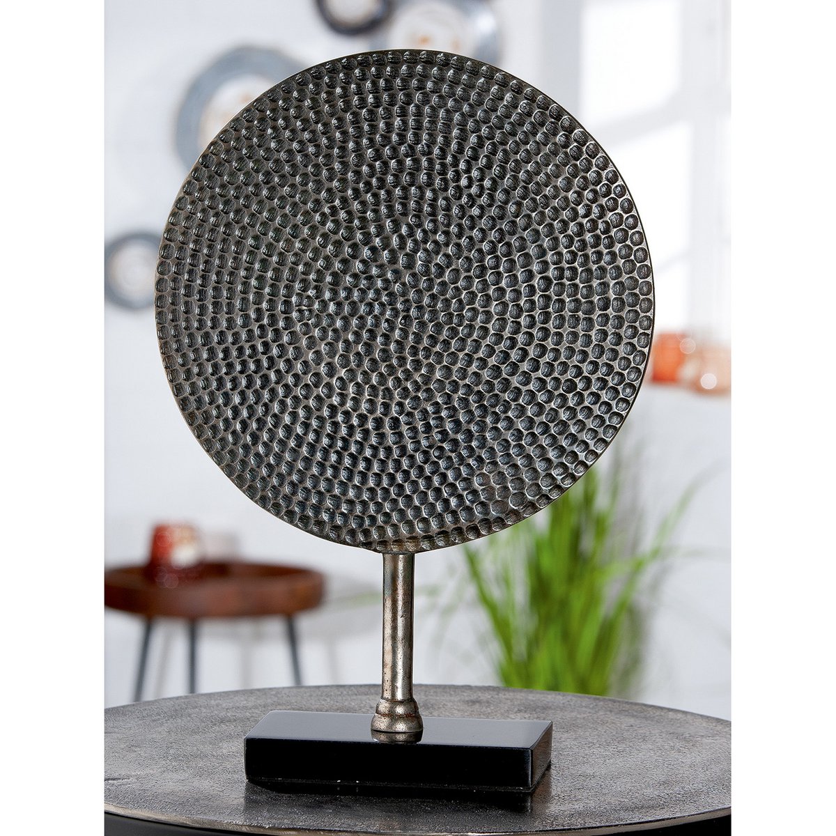 Aluminium Skulptur "Round" antik