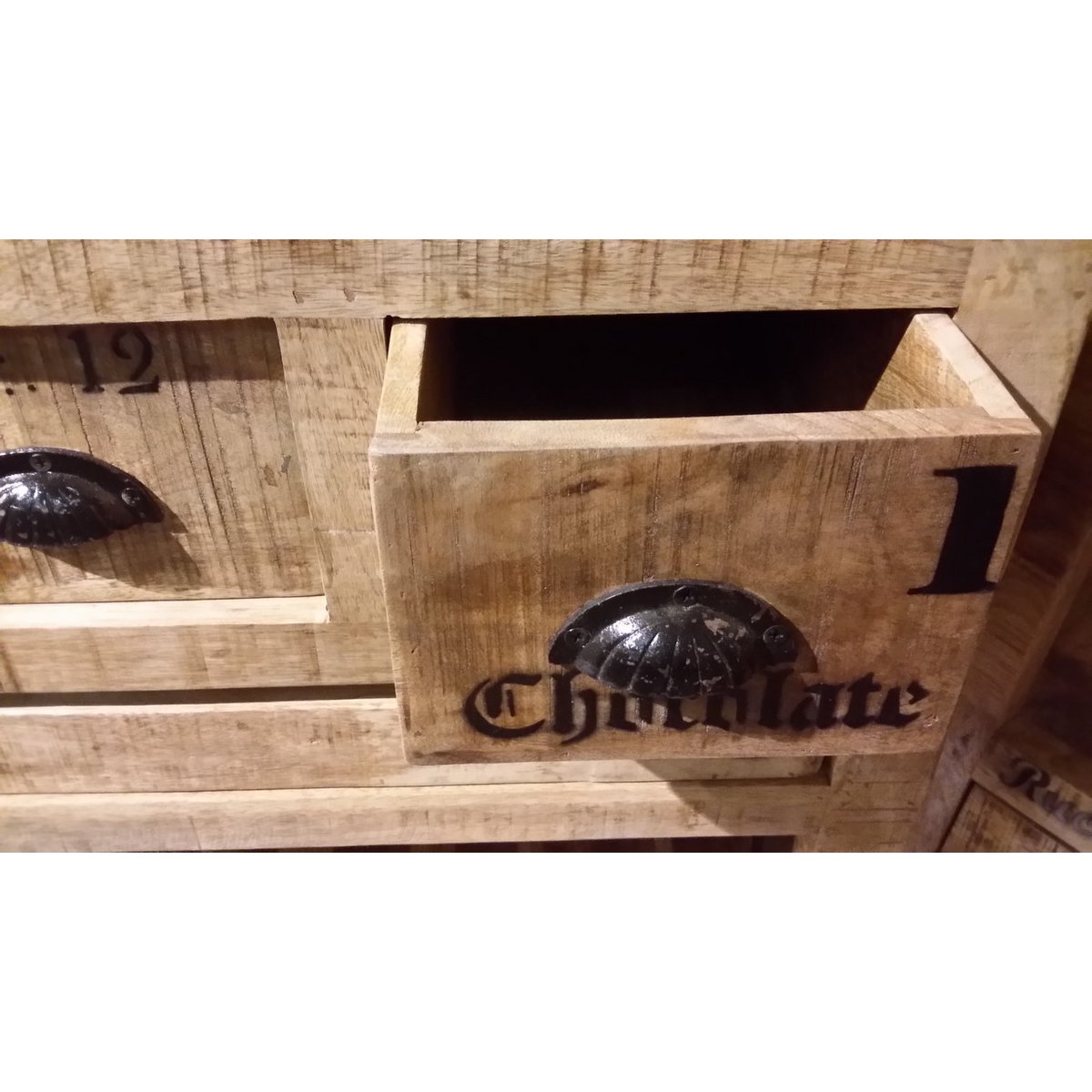 Wein-Kommode