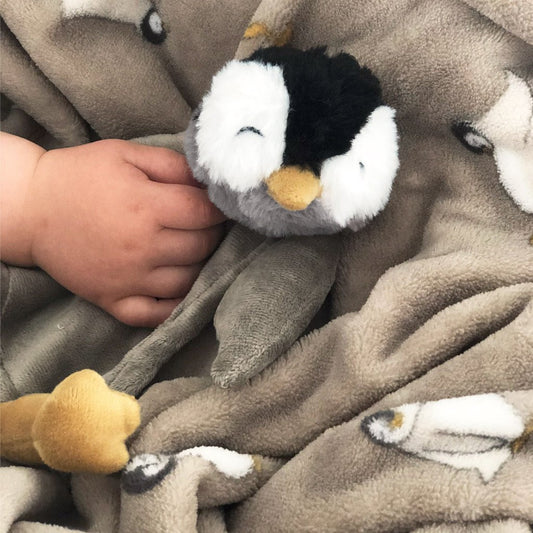 Auch bekannt als Kuschelstoff-Pinguin